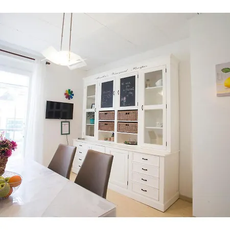 Apartament Lemon Tree Split